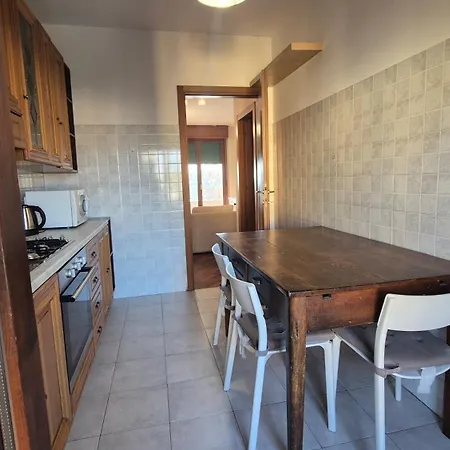 Flo House Apartmán